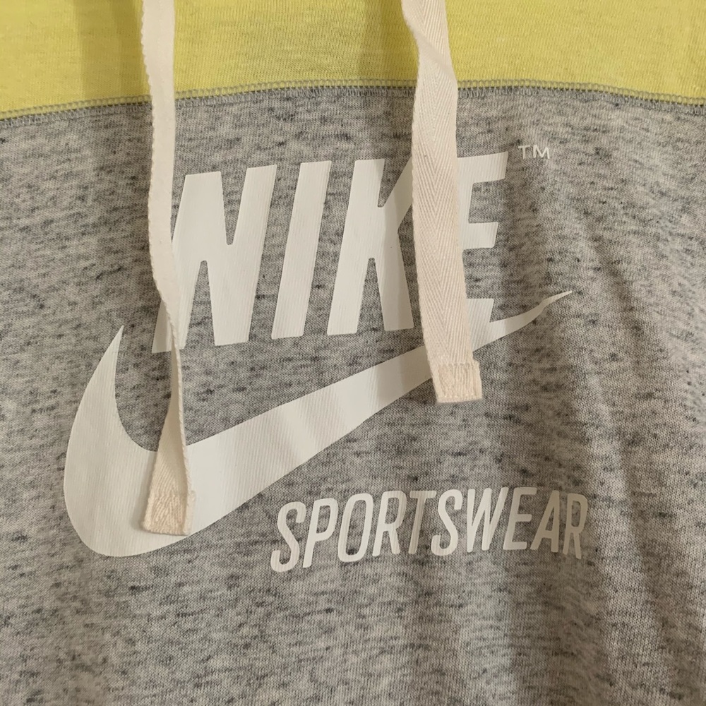 Nike Sportswear Women’s Hoodie - Picture 2 of 4